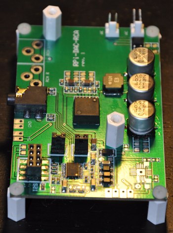 RPi-DAC-RCA assembled